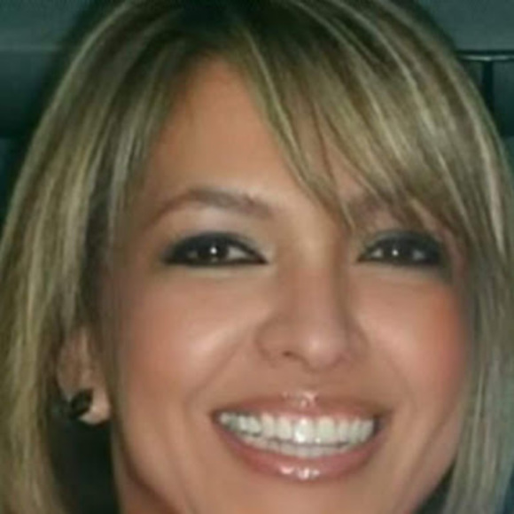 Meet your Posher, Carol - Picture 1 of 1